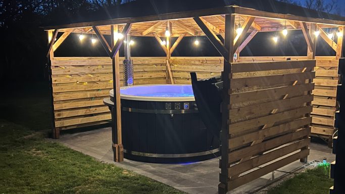 Hot Tub Pagoda